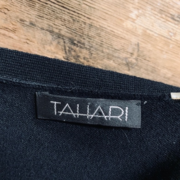 TAHARI BLACK SWEATER WITH DETAILED SLEEVES - Picture 6 of 8